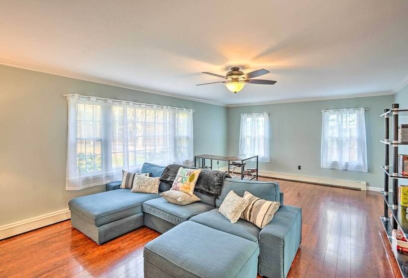 Lovely Freehold Home W/ Deck, 16 Mi To Slopes