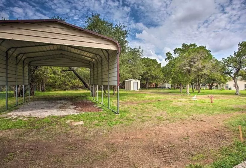 Granbury Cottage, Steps To Lake & Dock!