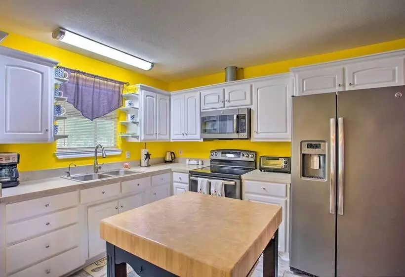 Granbury Cottage, Steps To Lake & Dock!