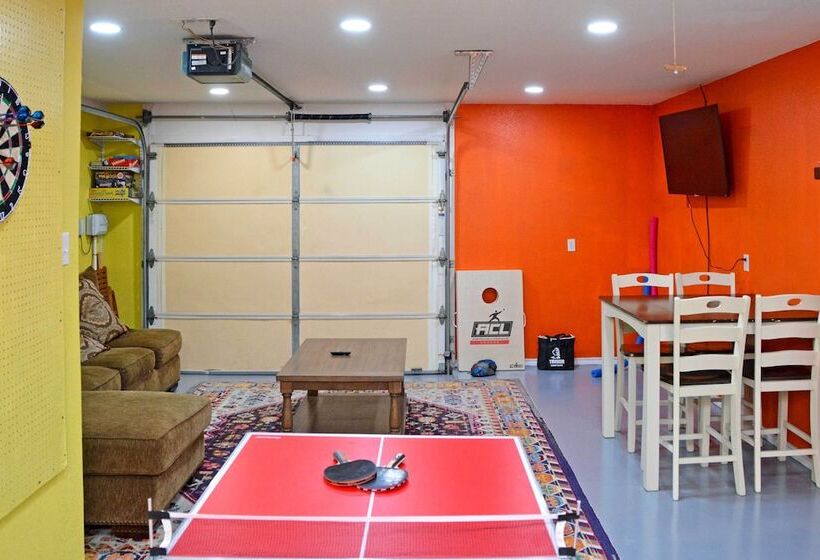 Granbury Cottage, Steps To Lake & Dock!