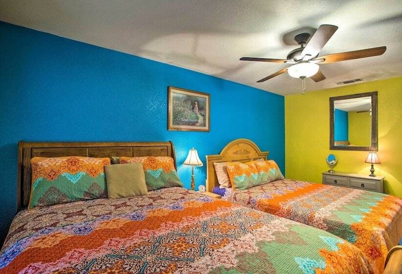 Granbury Cottage, Steps To Lake & Dock!