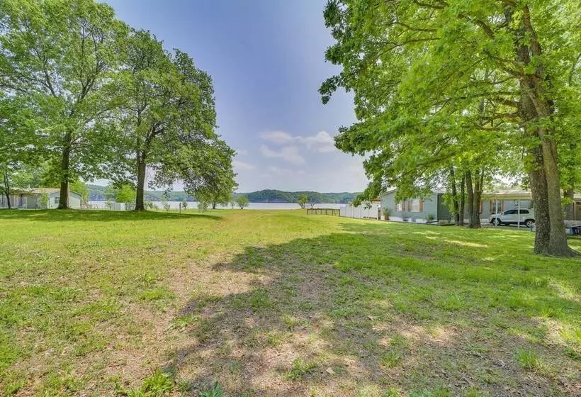 Modern Fairland Log Cabin W/ Lake Access!