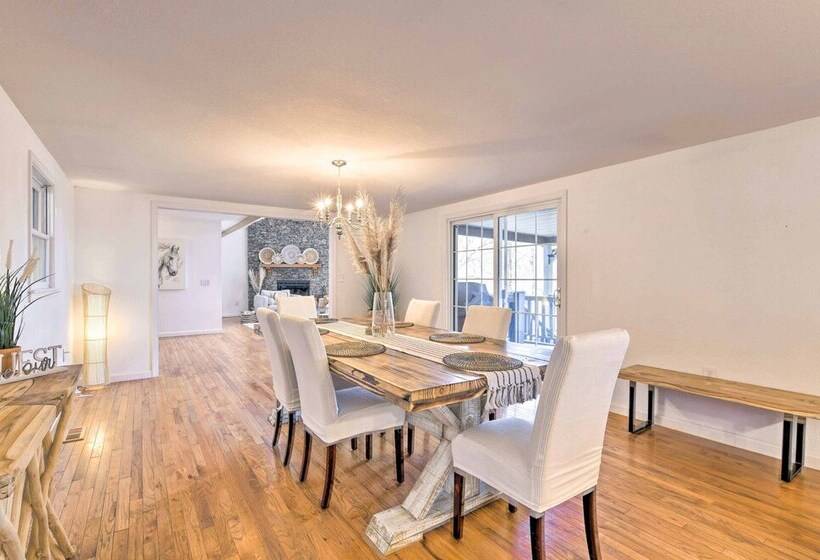 Game Room & Hot Tub: Bryson City Cabin!