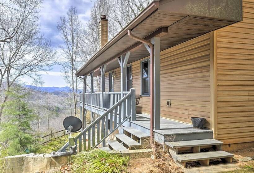 Game Room & Hot Tub: Bryson City Cabin!