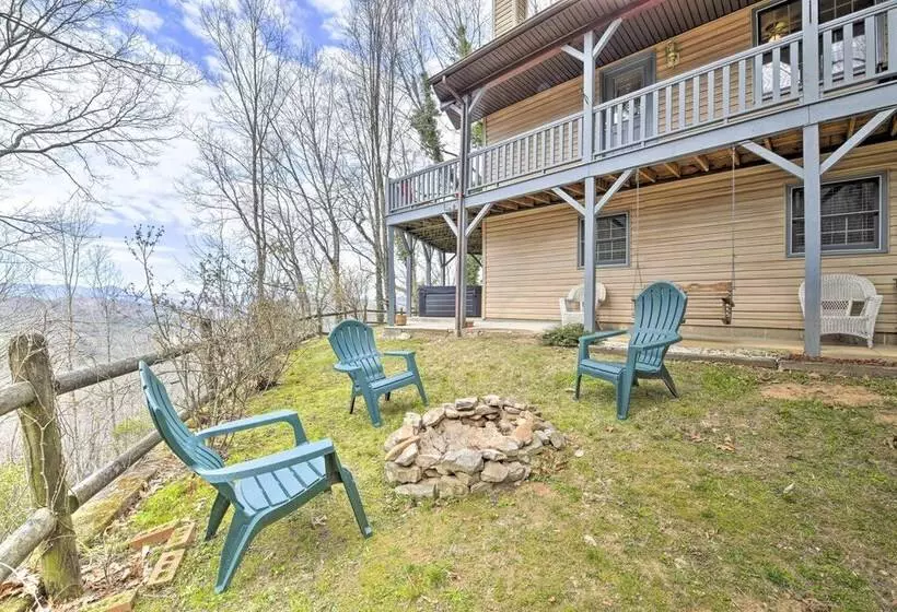 Game Room & Hot Tub: Bryson City Cabin!