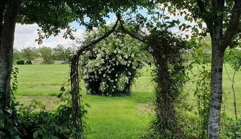ペンション La Petite Clavelie Gîte Périgord Vert