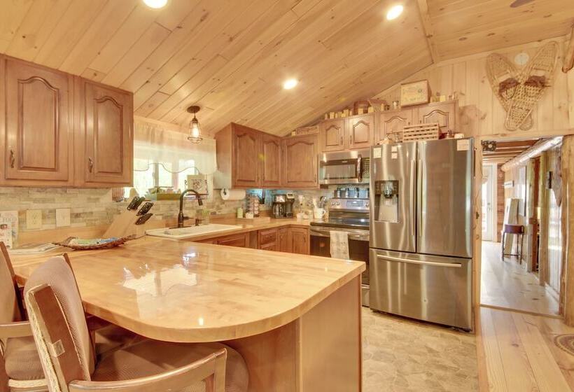 Unique Maine Log Cabin W/ Trout Ponds & Sauna!