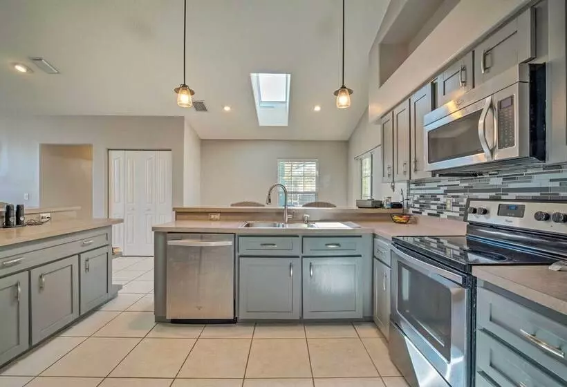Pet Friendly Ocala Vacation Home W/ Pool!