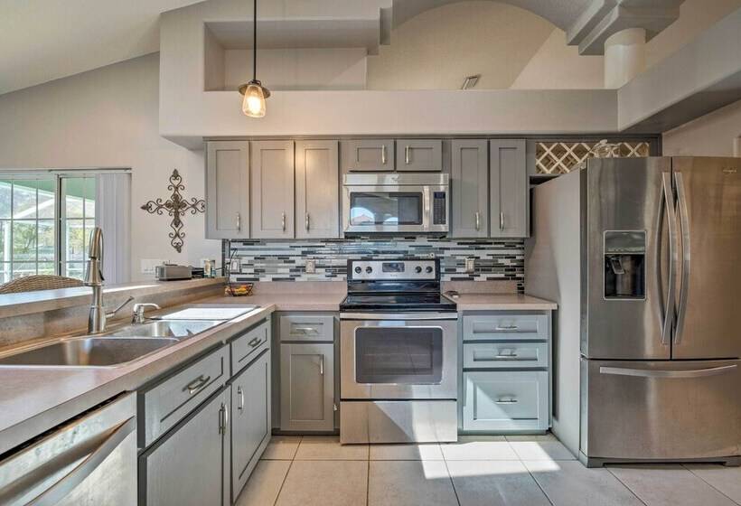 Pet Friendly Ocala Vacation Home W/ Pool!