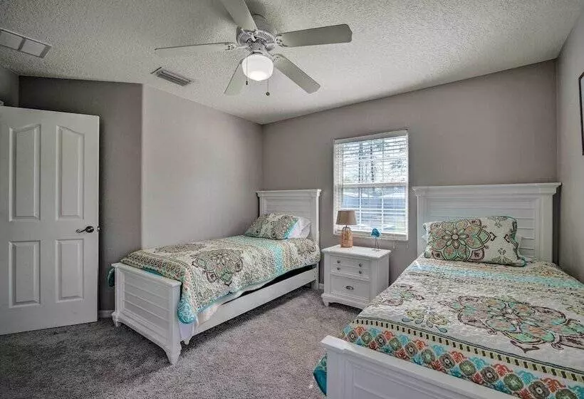 Pet Friendly Ocala Vacation Home W/ Pool!