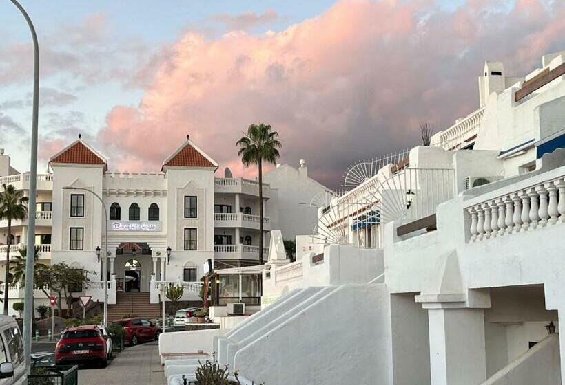 Coral Bay Port Royale