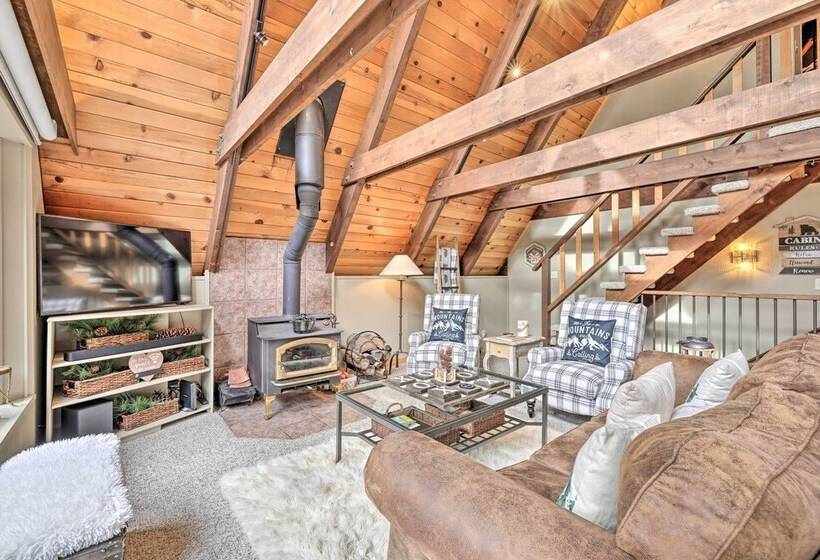 Game Room & Lake Access: Scenic Arnold Escape!