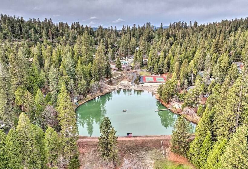 Game Room & Lake Access: Scenic Arnold Escape!