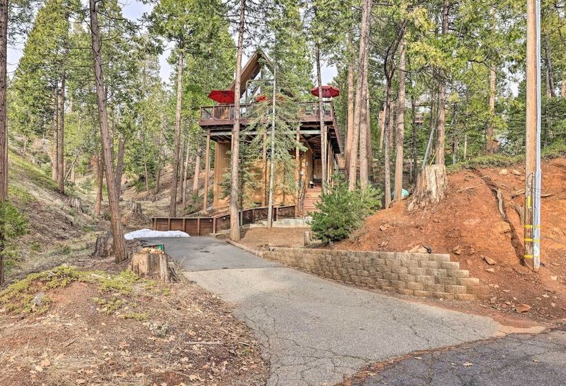 Game Room & Lake Access: Scenic Arnold Escape!