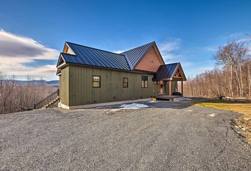 Secluded Kingfield Abode W/ Idyllic Mtn Views
