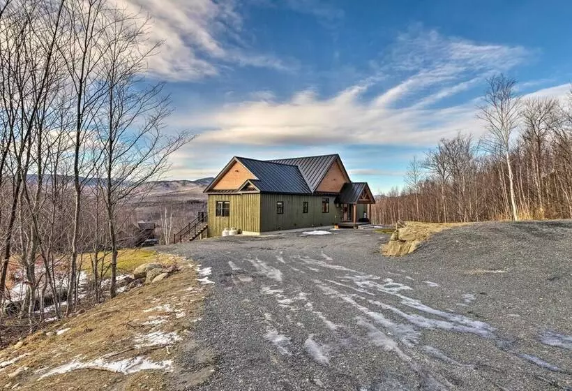 Secluded Kingfield Abode W/ Idyllic Mtn Views