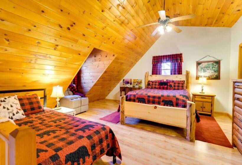 Smoky Mountain Cabin W/ Fire Pit: Hike & Fish!