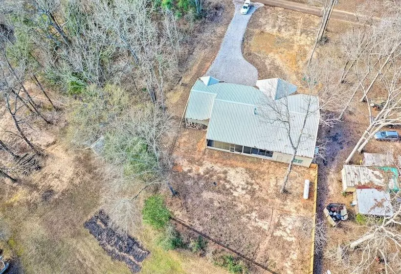 Home W/ Screened Porch   Near Toledo Bend Lake!