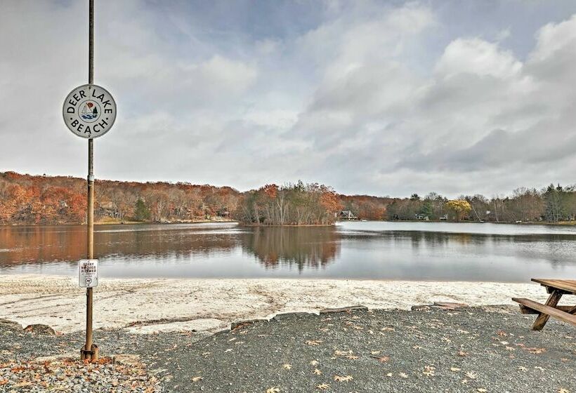 Spacious Lake Ariel Home W/ Deer Lake Beach Access