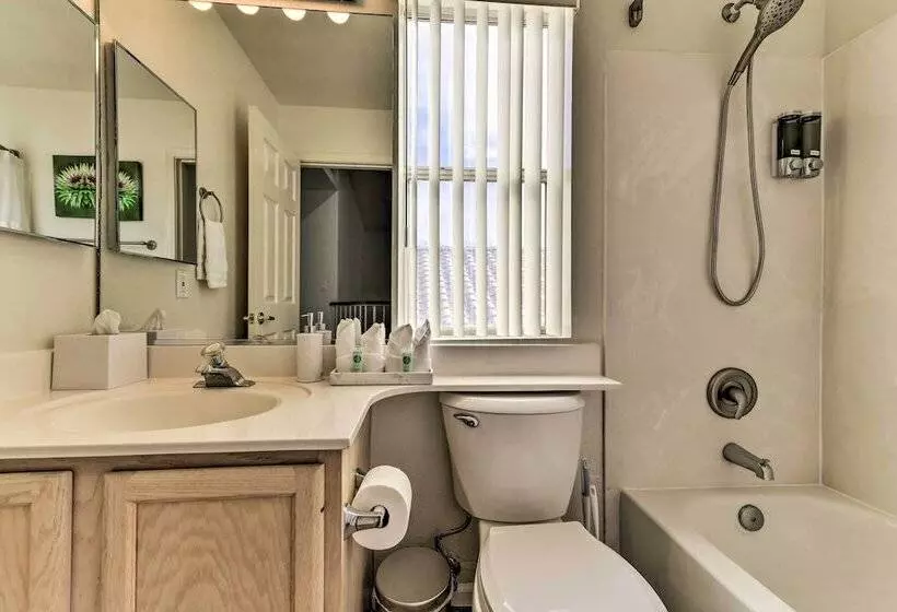 Gilbert Home W/ Pool < 1 Mi To Town Square!
