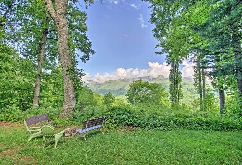 Summit Splendor  Smoky Mountain Cabin W/ Fire Pit