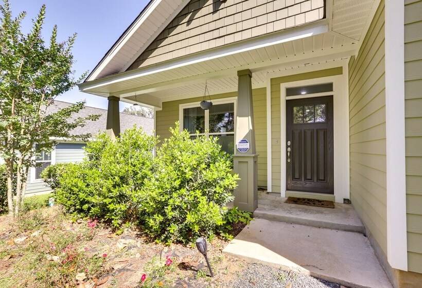 Tallahassee Vacation Home W/ Lanai Near Downtown