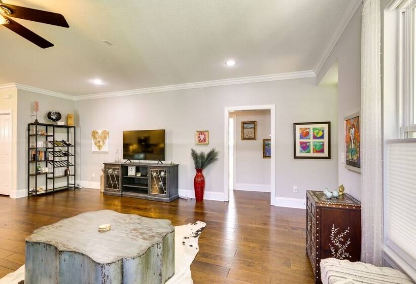 Tallahassee Vacation Home W/ Lanai Near Downtown