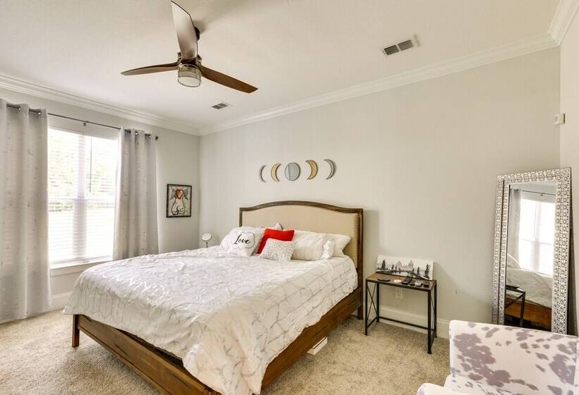 Tallahassee Vacation Home W/ Lanai Near Downtown