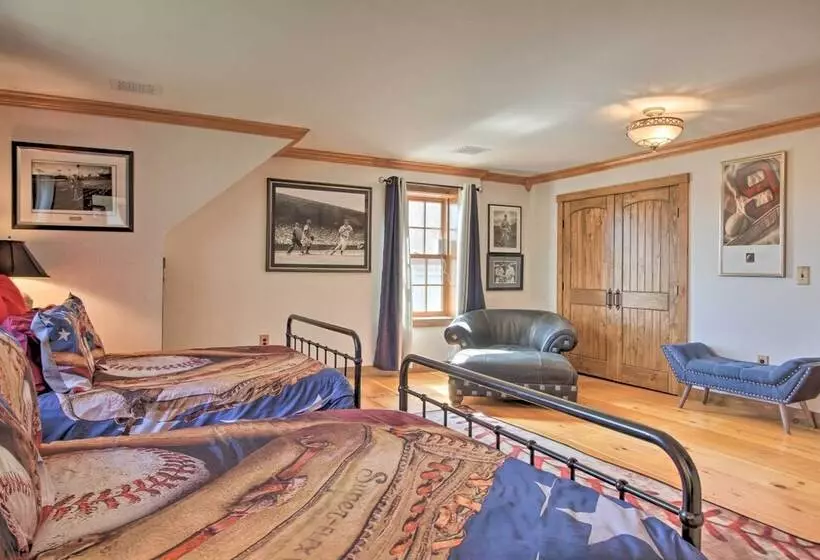 Timeless Red Sox Retreat W/ Scenic Mountain Views!