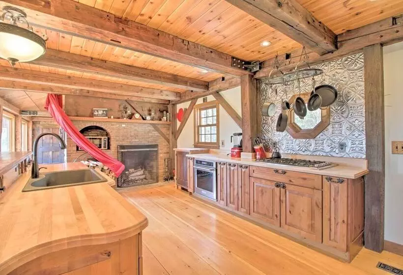 Timeless Red Sox Retreat W/ Scenic Mountain Views!