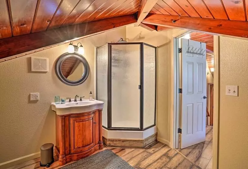 Waterfront Clearlake Retreat W/ Dock & Kayaks