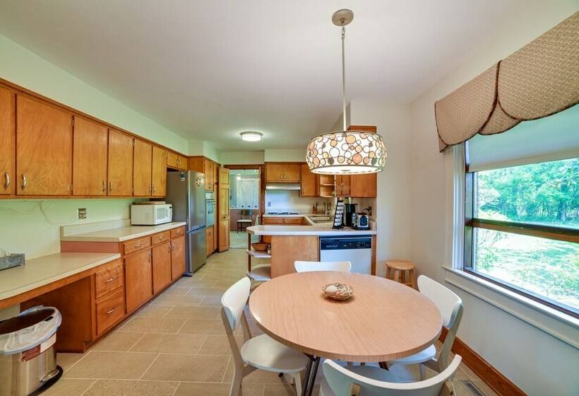 Fifties Beaufort Home W/ Patio, On Newport River!