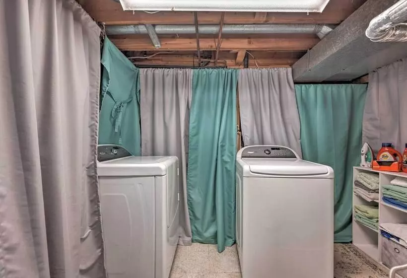 Arvada Home W/ Deck & Game Room Near Olde Town!