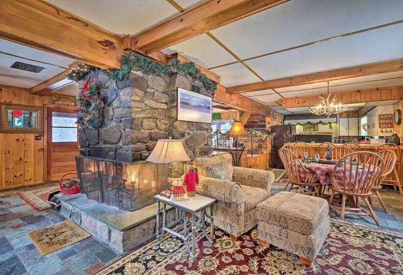 Bolton Alderbrook Lodge W/ Private 10 Acre Lake!