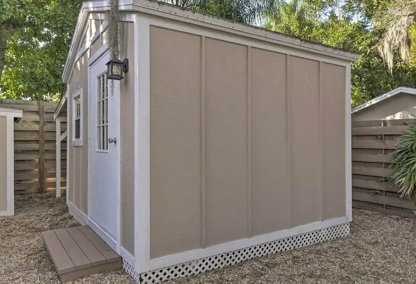 Bright Sarasota Bungalow   5 Mi To Siesta Beach!