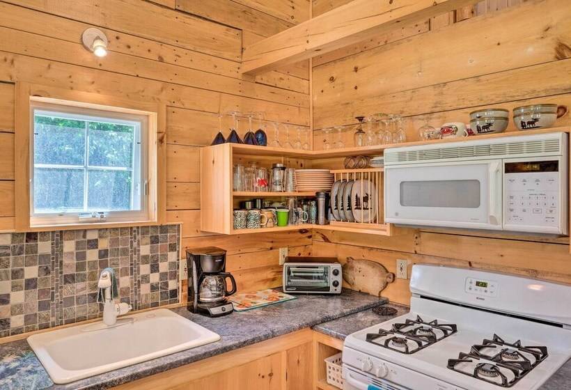 Cabin Inspired Home < 12 Mi To Sugarloaf Mtn!