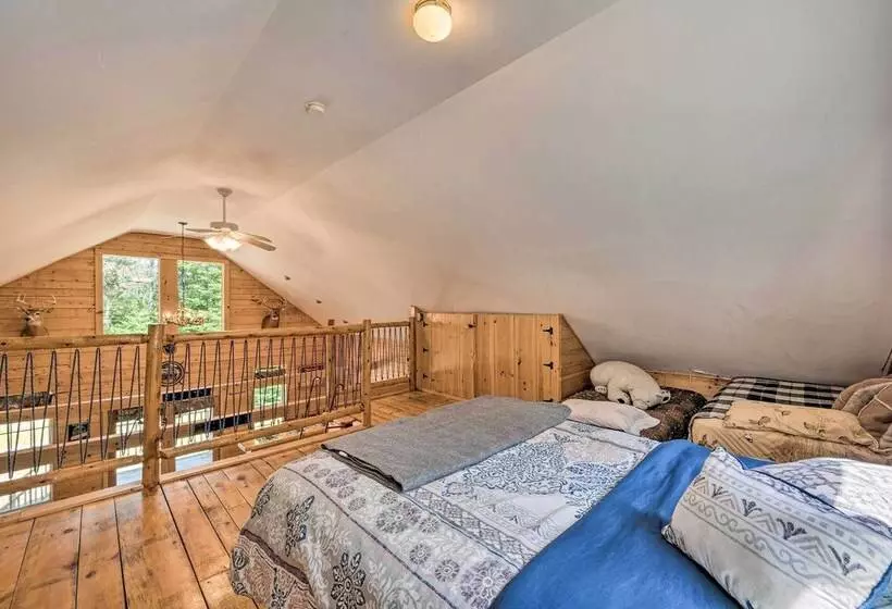 Cabin Inspired Home < 12 Mi To Sugarloaf Mtn!