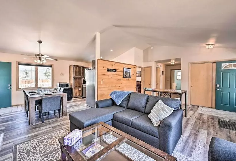 Charming Buena Vista Home W/ Hot Tub + Deck!