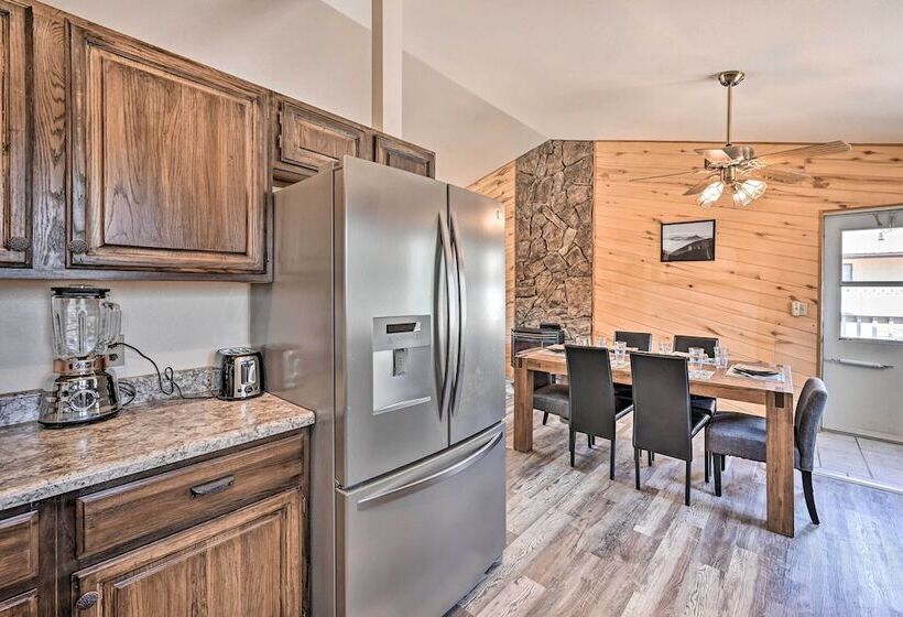 Charming Buena Vista Home W/ Hot Tub + Deck!