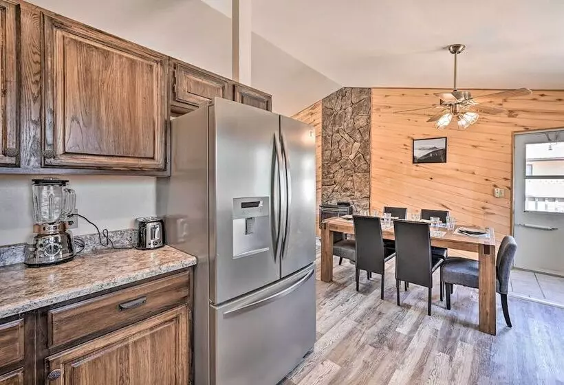 Charming Buena Vista Home W/ Hot Tub + Deck!