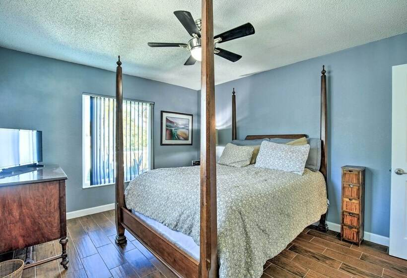 Single Story Home W/ Hot Tub Pets Welcome!