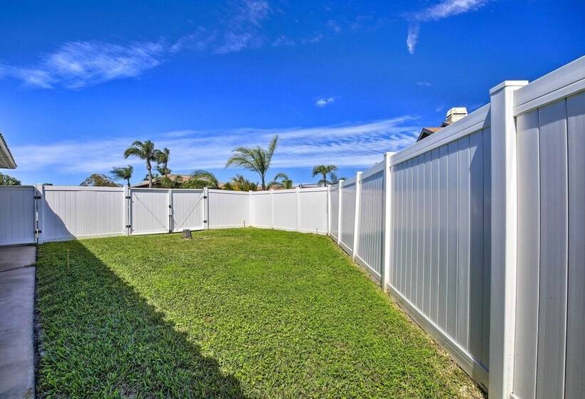 Single Story Home W/ Hot Tub Pets Welcome!