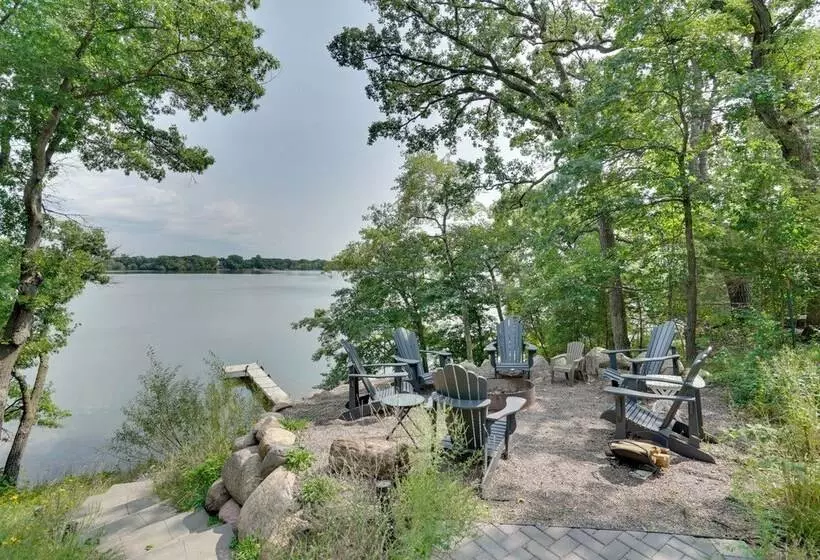 Couples Cabin   Upper Unit With Deck On Eagle Lake