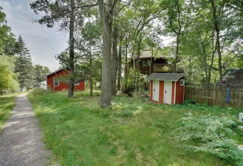 Couples Cabin   Upper Unit With Deck On Eagle Lake
