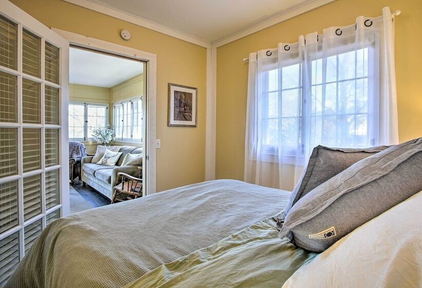 Couples Cabin   Upper Unit With Deck On Eagle Lake