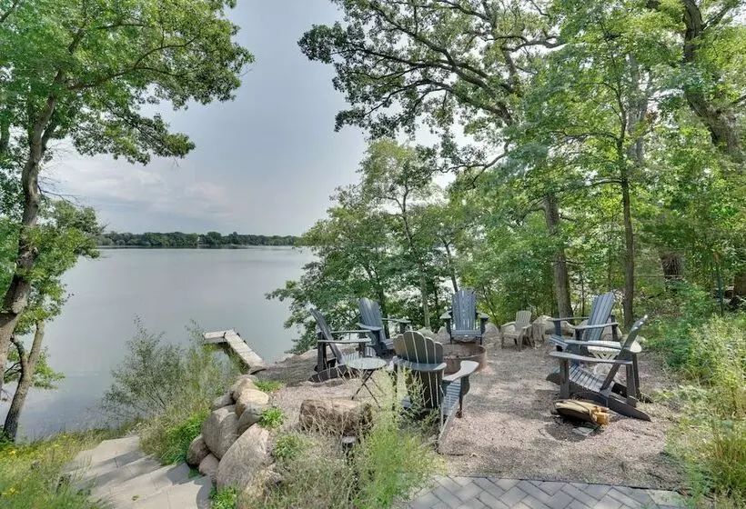 Couples Cabin   Upper Unit With Deck On Eagle Lake
