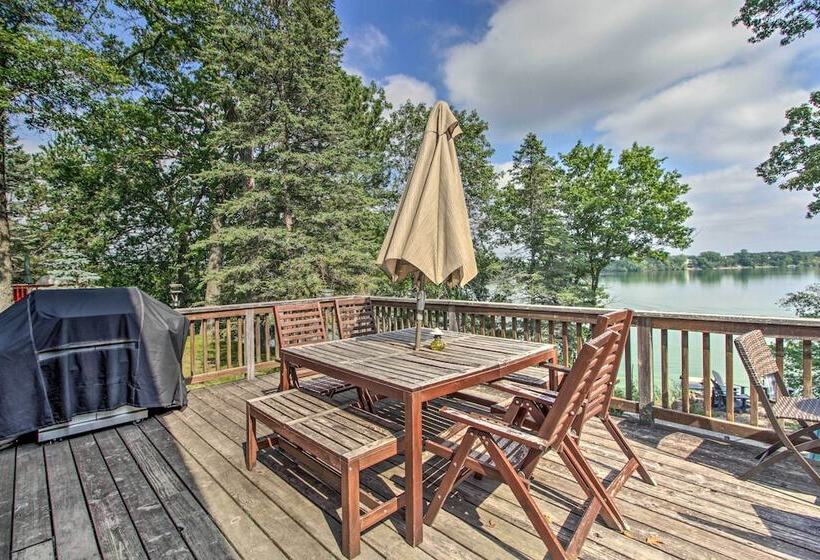 Couples Cabin   Upper Unit With Deck On Eagle Lake