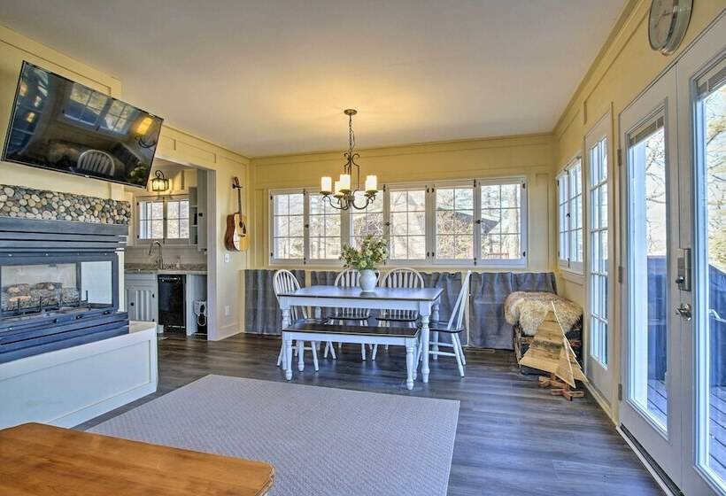 Couples Cabin   Upper Unit With Deck On Eagle Lake