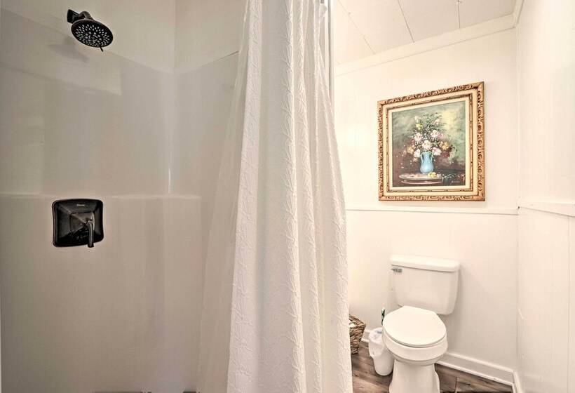 Cozy Cottage: 14 Mi To Smoky Mountain Natl Park!