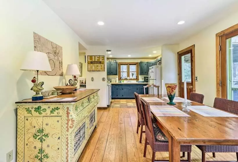 Cozy Monterey Home W/ Porch: Walk To Lake Garfield